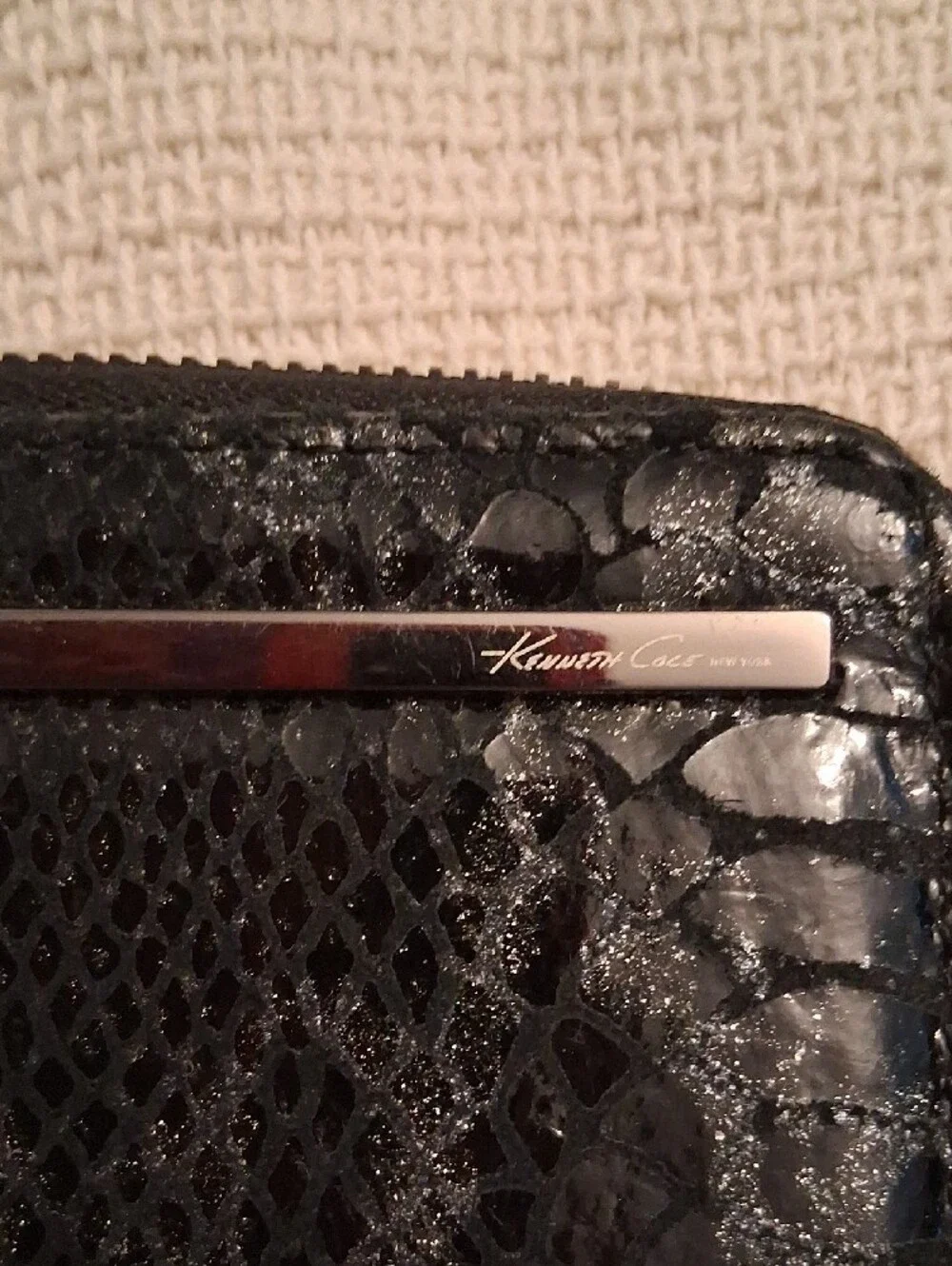 Kenneth Cole Black Snake-Texture Wallet
